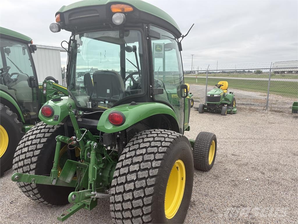 John Deere 4066R 트랙터
