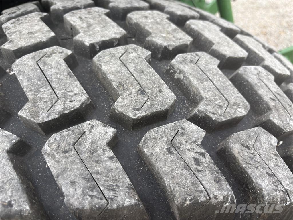 John Deere 4066R 트랙터