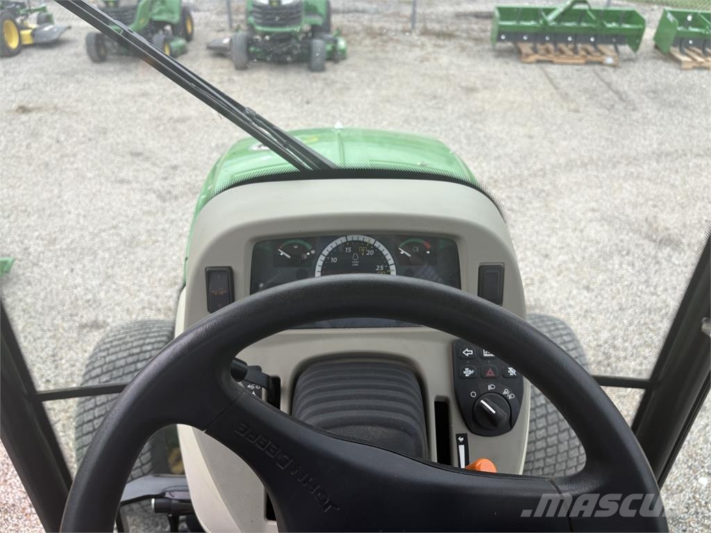 John Deere 4066R 트랙터