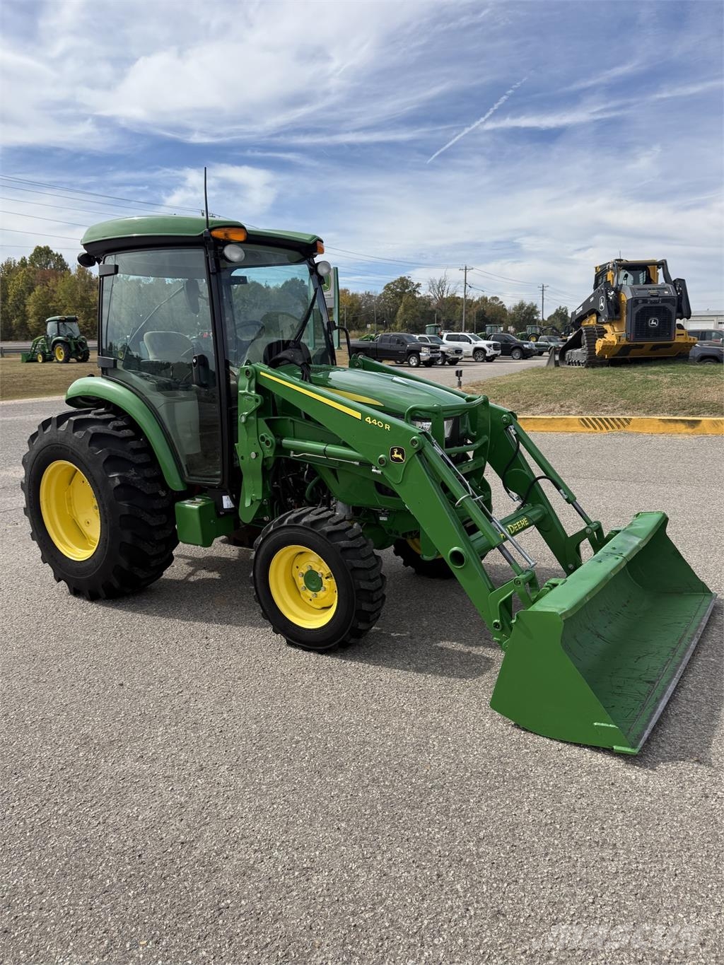John Deere 4066R Traktorer