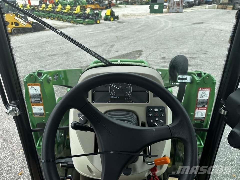 John Deere 4066R Трактори