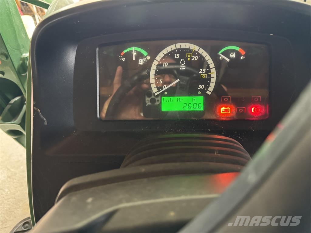 John Deere 4066R 소형 트랙터