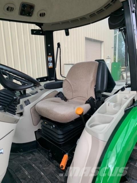 John Deere 4066R Трактори