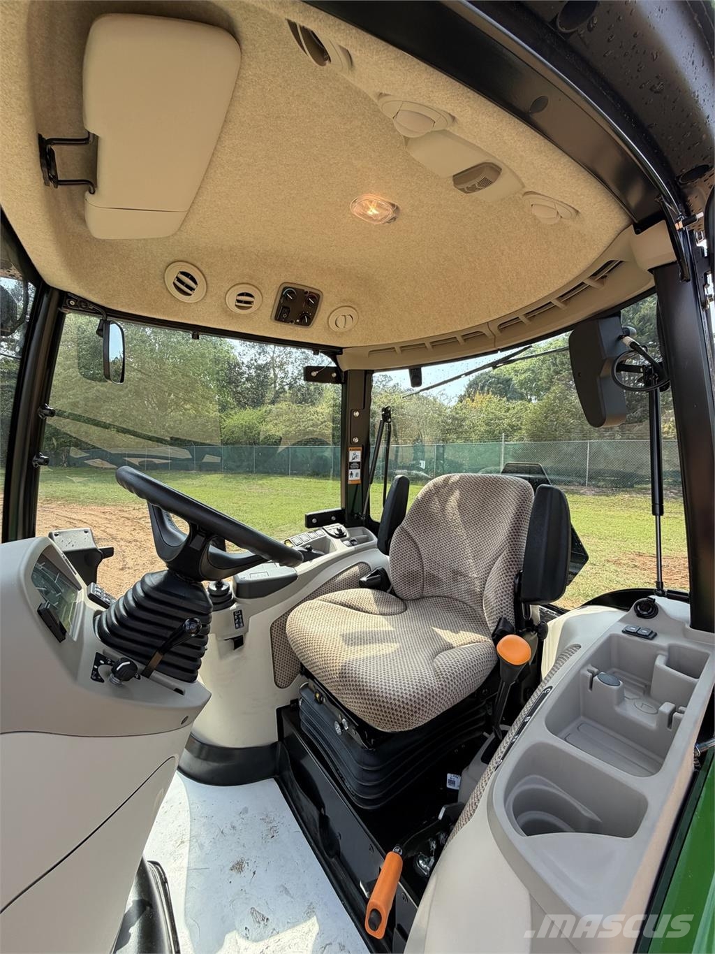 John Deere 4075R Tractors