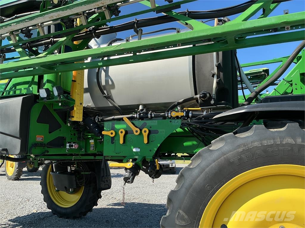 John Deere 408R Прикачни пръскачки