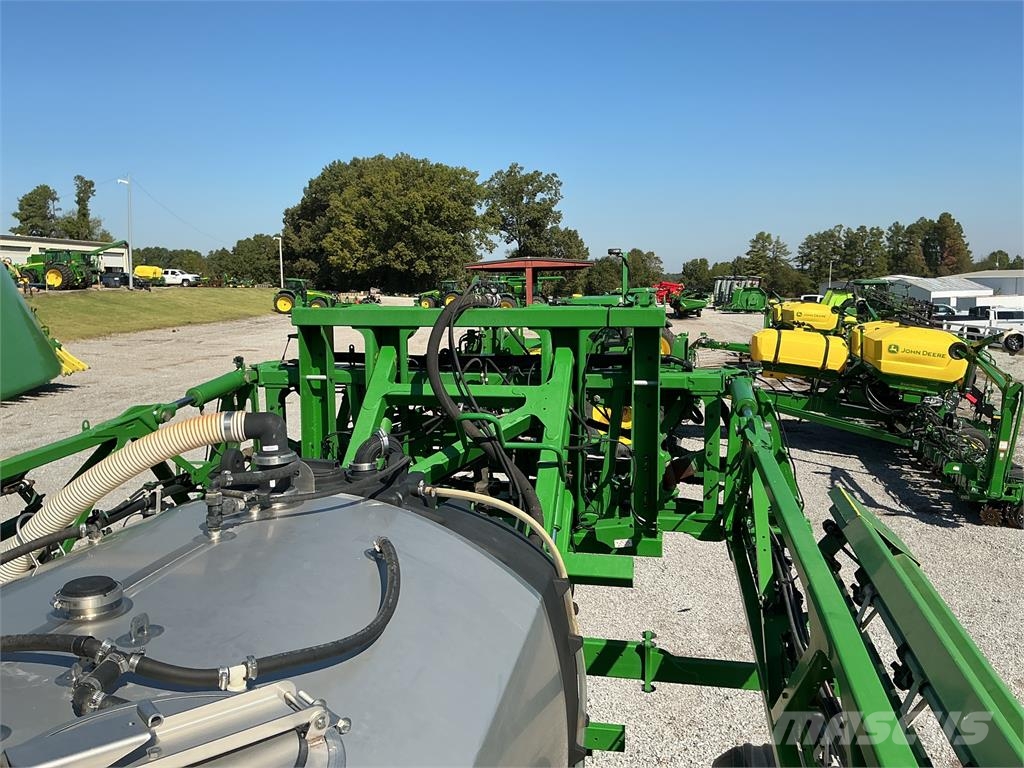 John Deere 408R Прикачни пръскачки