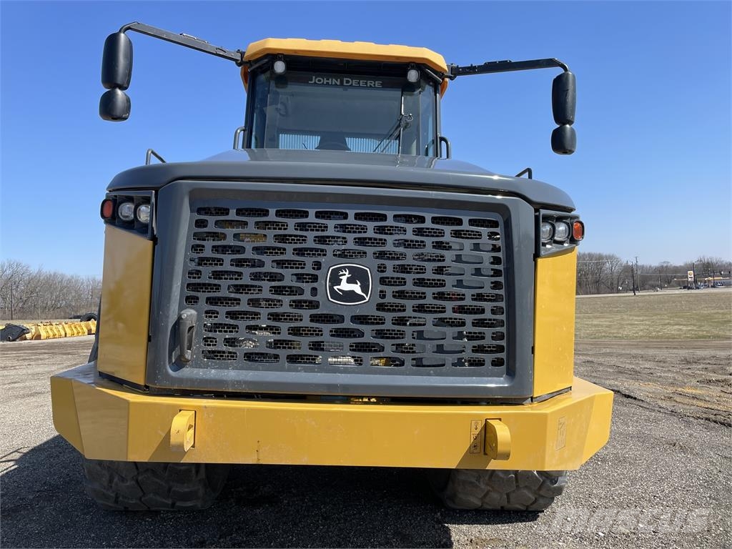 John Deere 410E Articulated Haulers