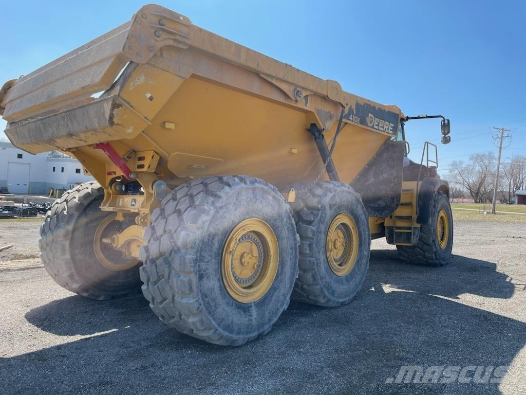 John Deere 410E Articulated Haulers