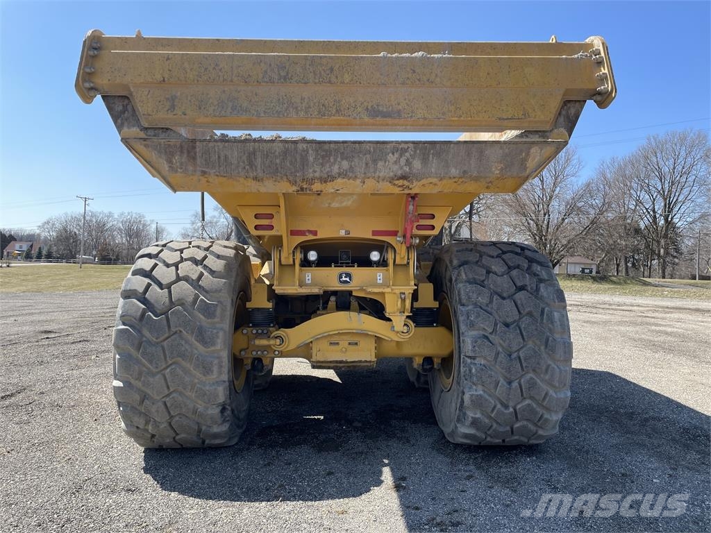John Deere 410E Articulated Haulers