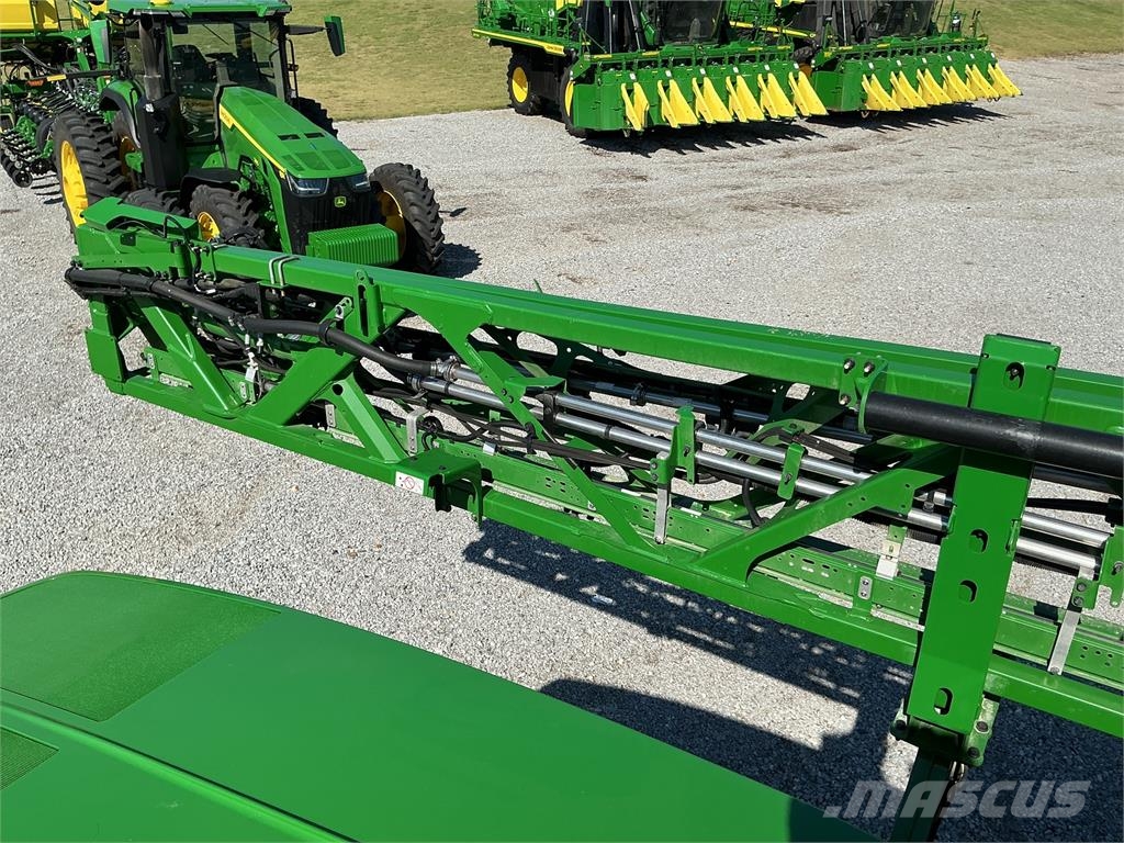 John Deere 412R Ťahané postrekovače