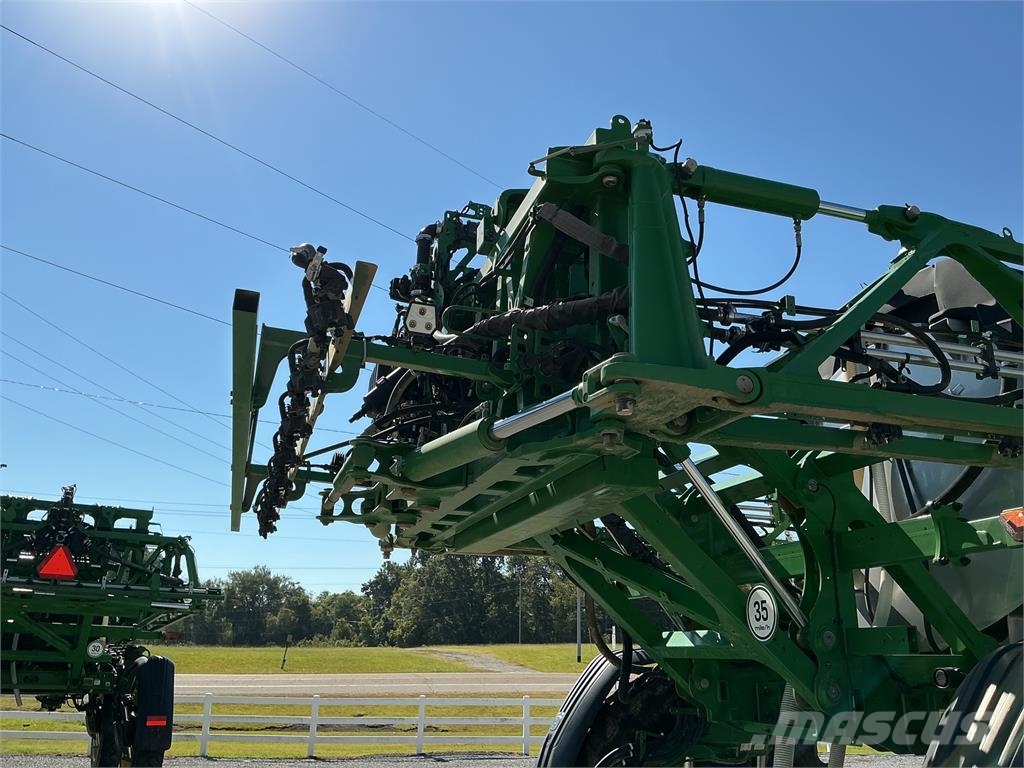 John Deere 412R Ťahané postrekovače