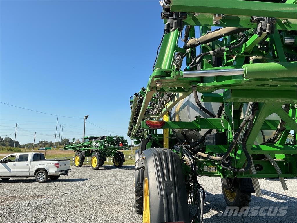 John Deere 412R Ťahané postrekovače