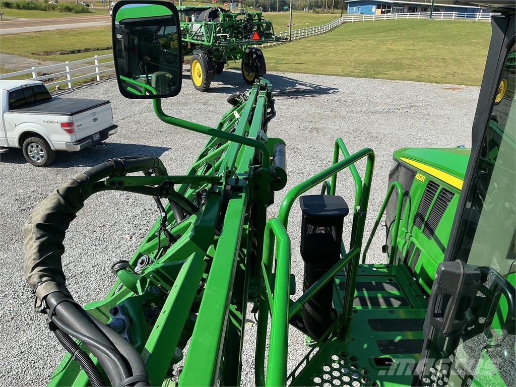 John Deere 412R Ťahané postrekovače