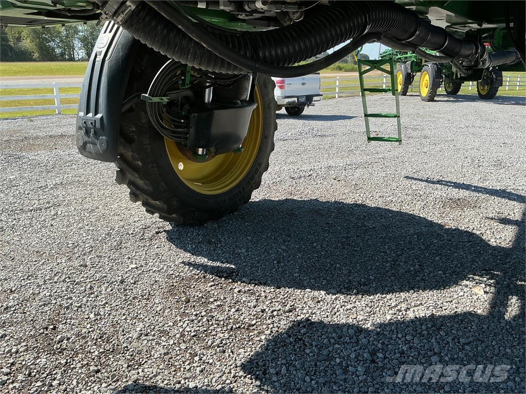 John Deere 412R Ťahané postrekovače