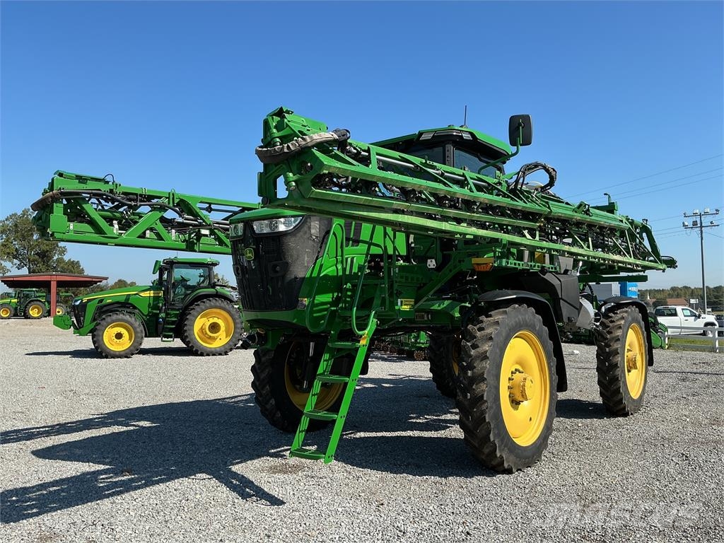 John Deere 412R Ťahané postrekovače