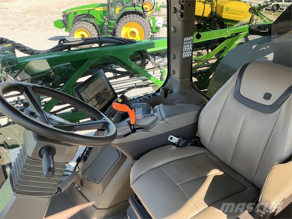 John Deere 412R Ťahané postrekovače