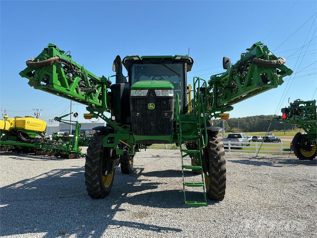 John Deere 412R Ťahané postrekovače