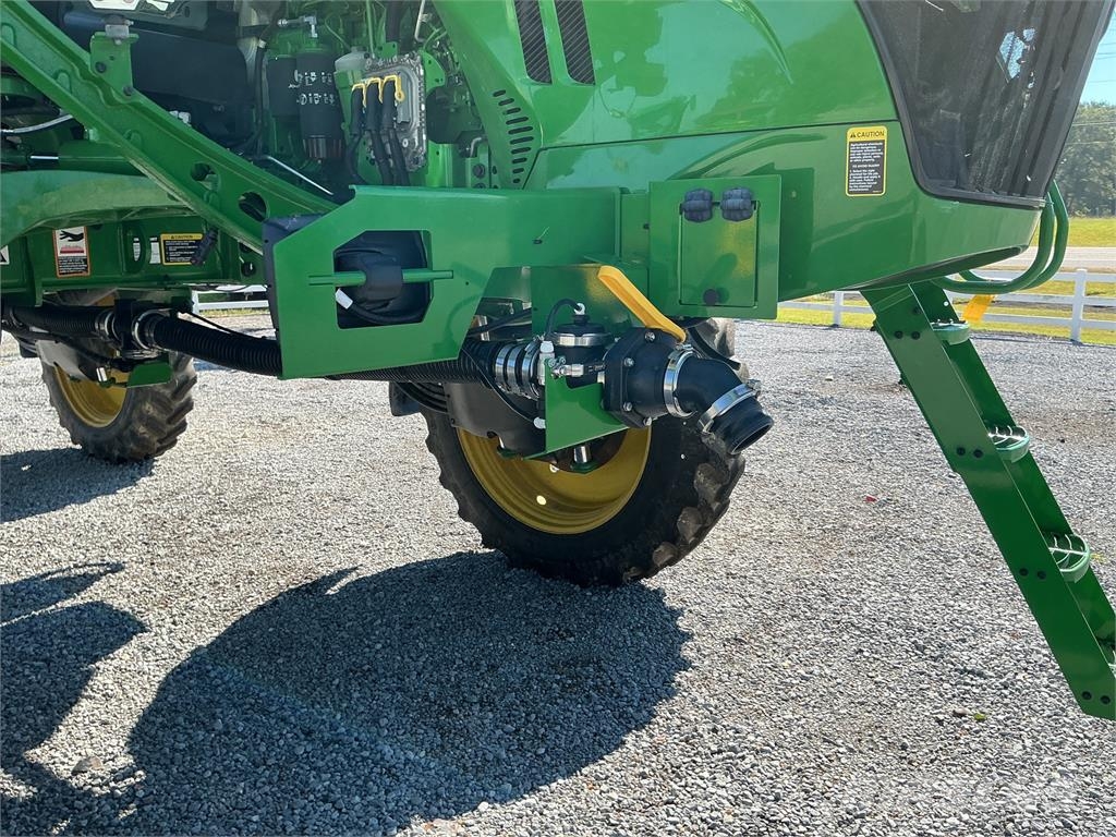 John Deere 412R Ťahané postrekovače