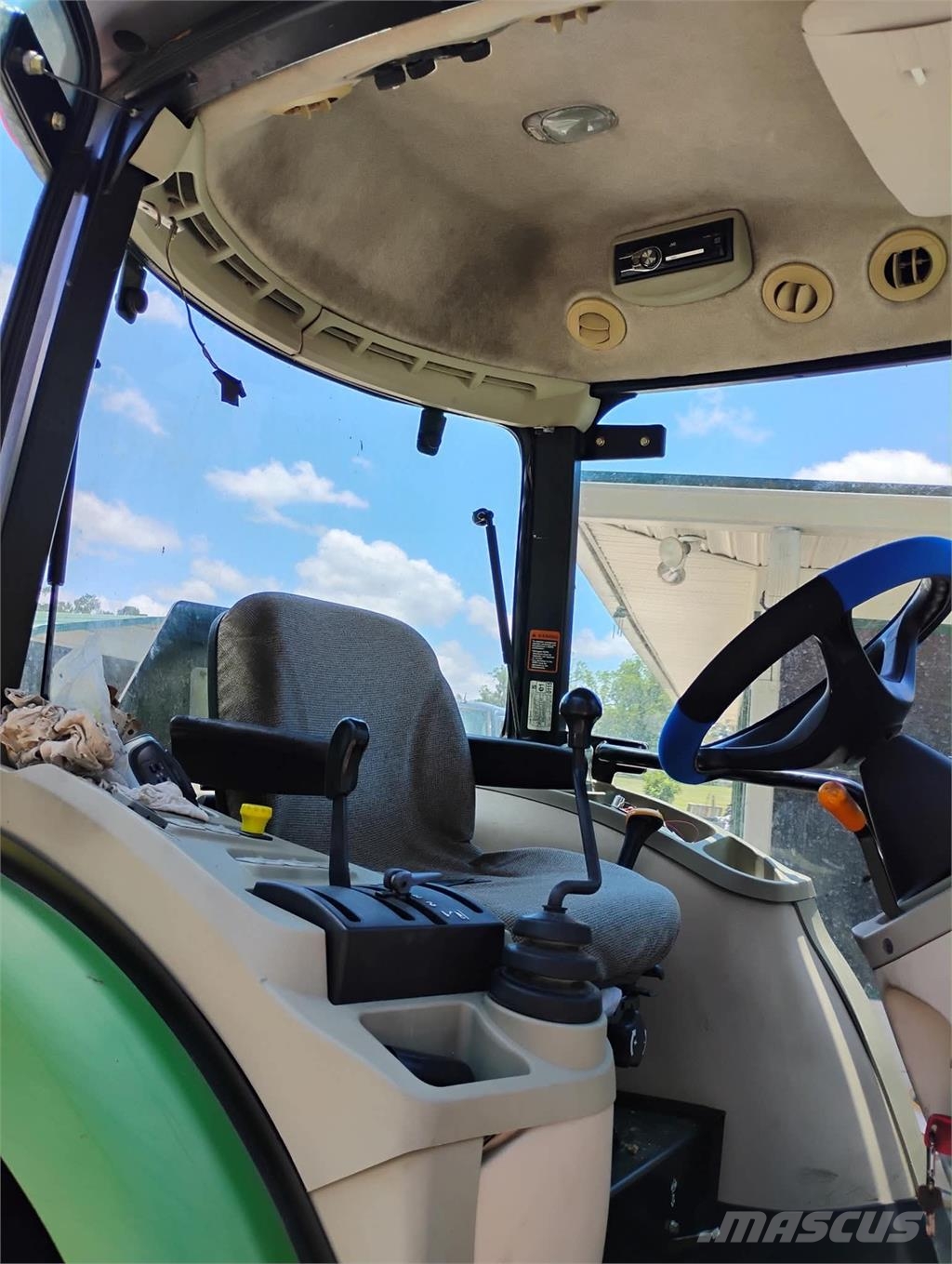 John Deere 4320 Tractores