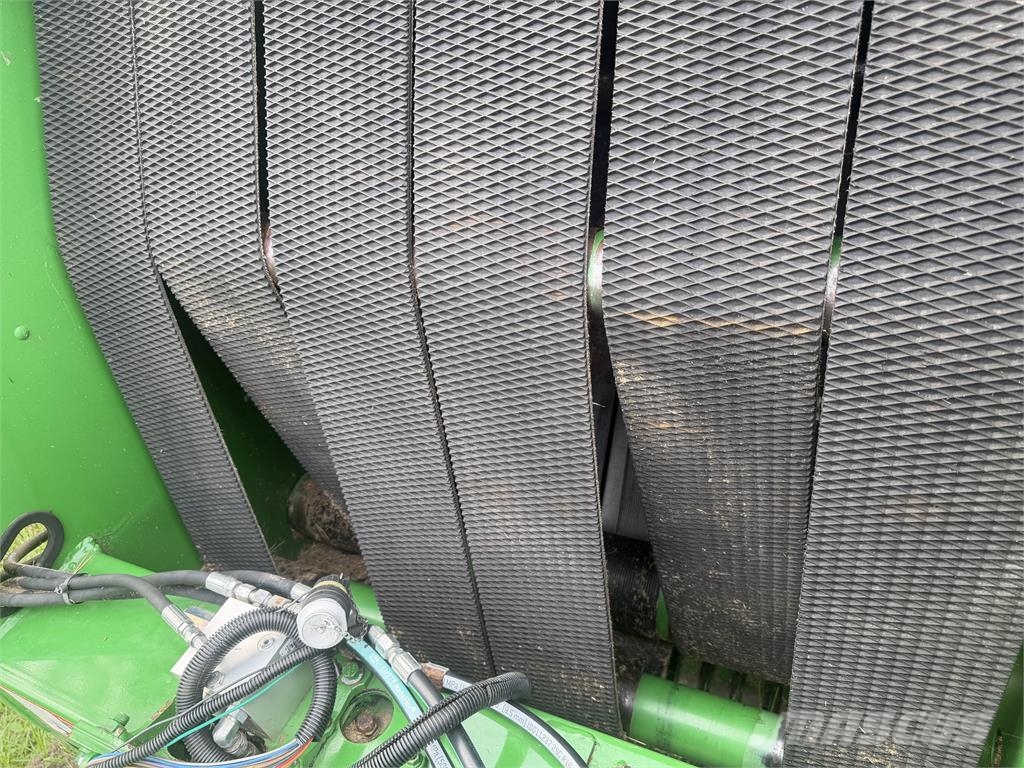 John Deere 450E 圆捆打捆机