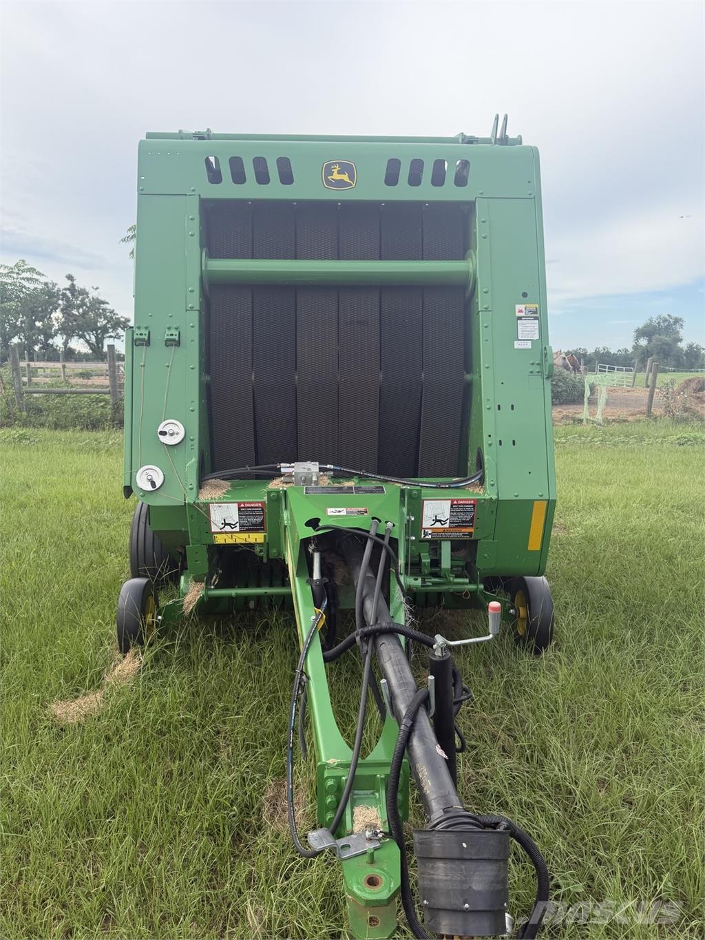 John Deere 450E 圆捆打捆机