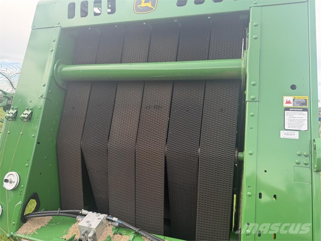 John Deere 450E 圆捆打捆机