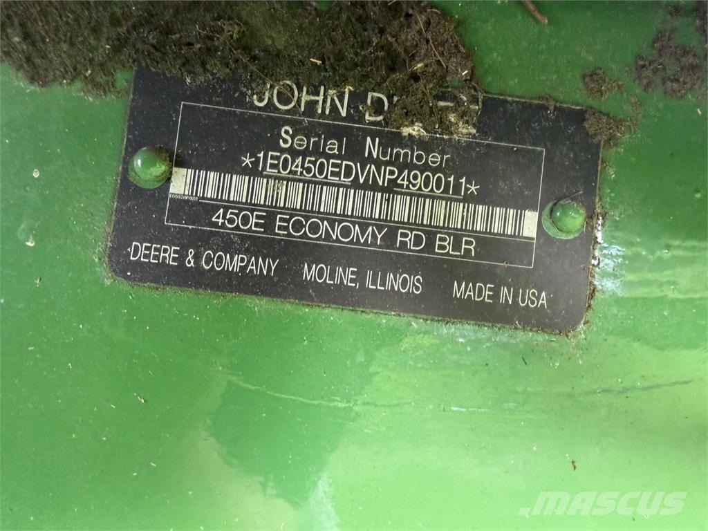 John Deere 450E 圆捆打捆机