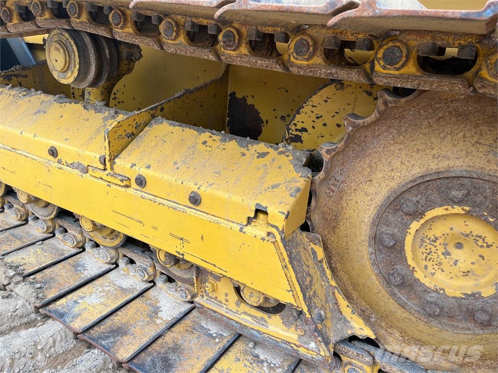 John Deere 450K Pásové dozéry