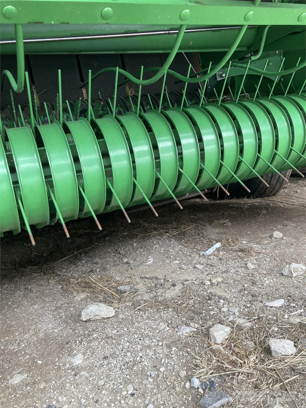 John Deere 451E Pyöröpaalaimet