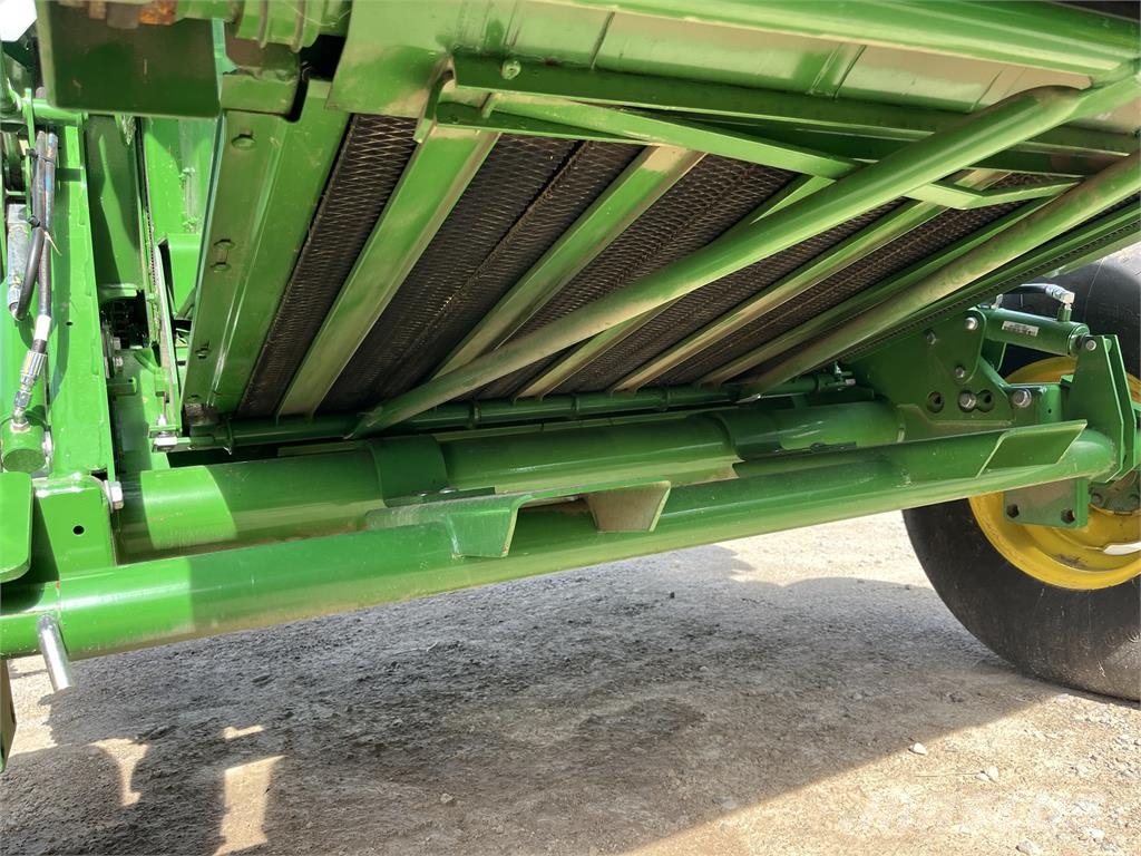 John Deere 451M Pyöröpaalaimet