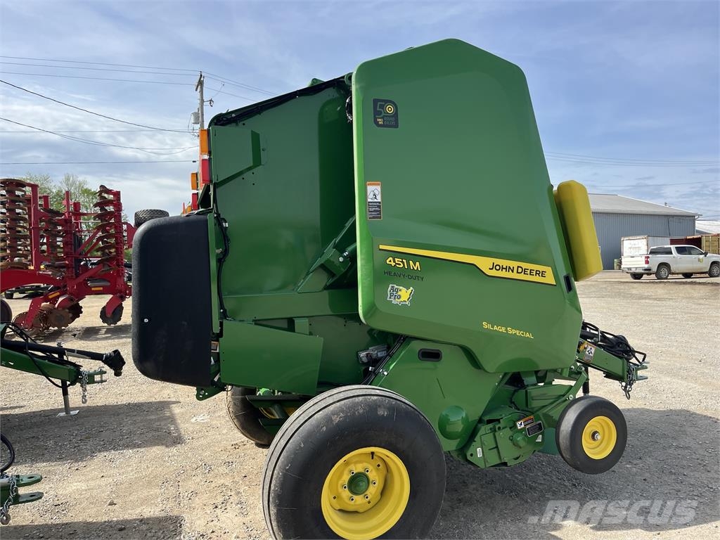 John Deere 451M Pyöröpaalaimet