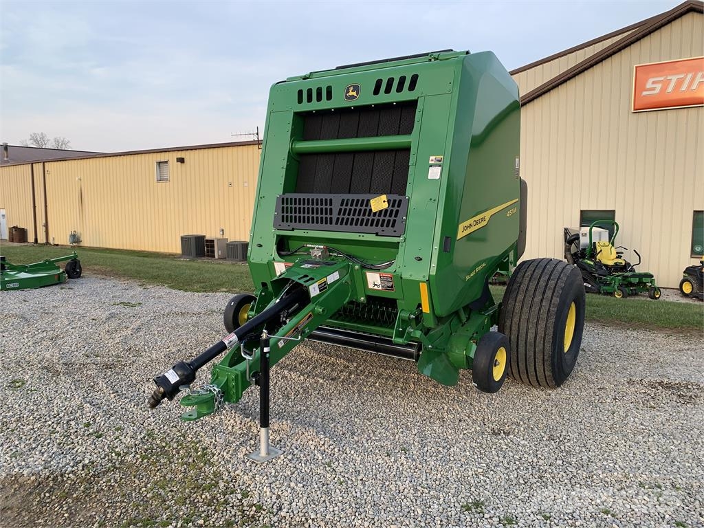 John Deere 451M Pyöröpaalaimet