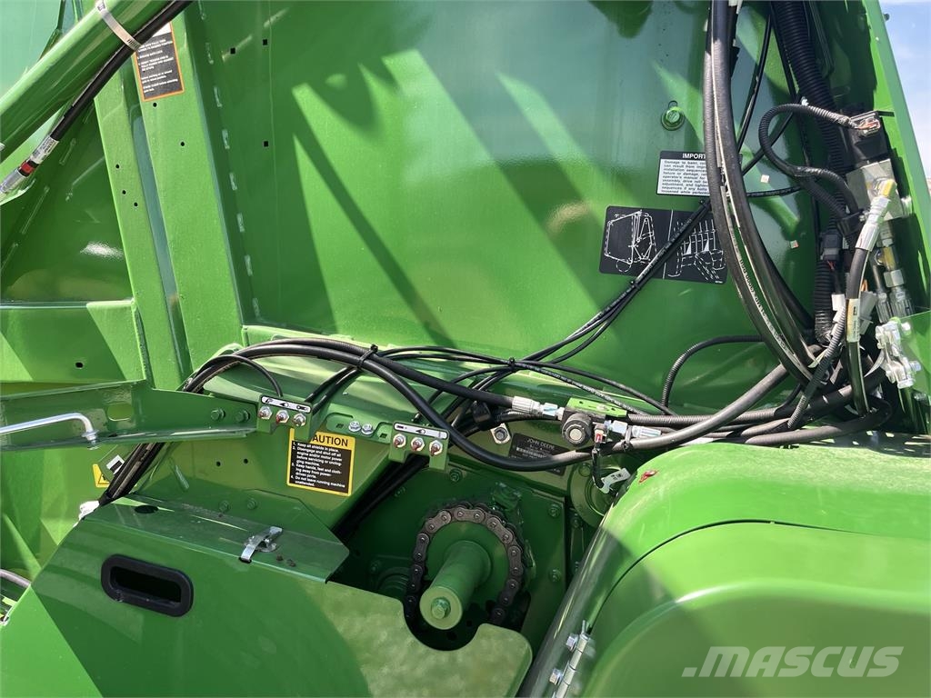John Deere 451R Rundballepresser