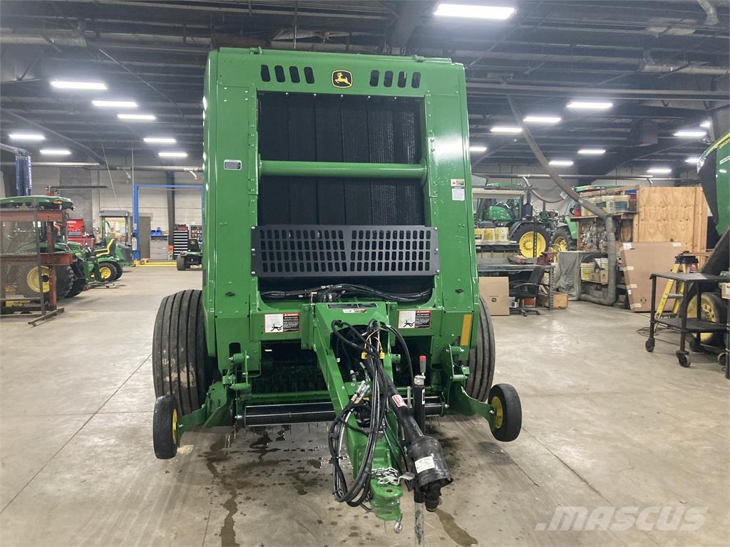 John Deere 461M محزمات مستديرة