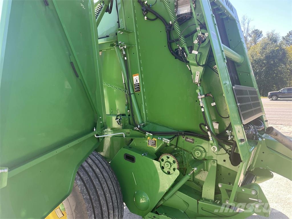 John Deere 461M Ruloonpressid