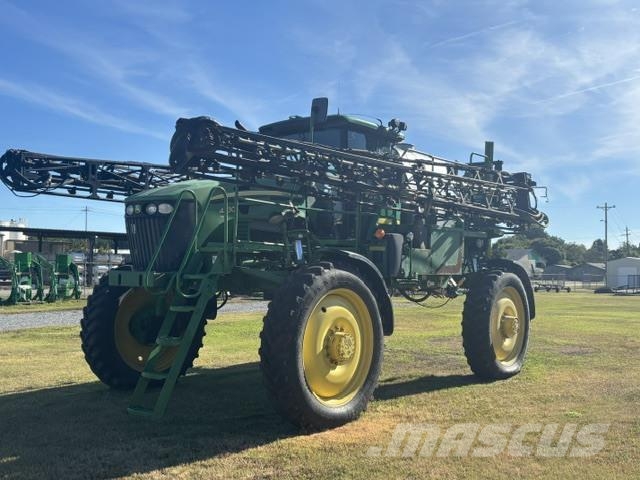 John Deere 4830 牽引型スプレイヤー