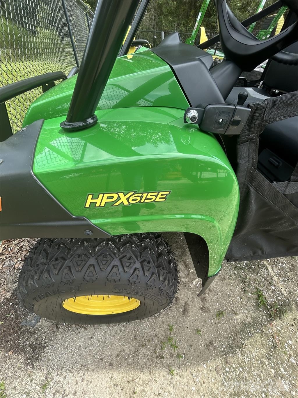 John Deere 4X4 GATOR HPX Pomoćni strojevi