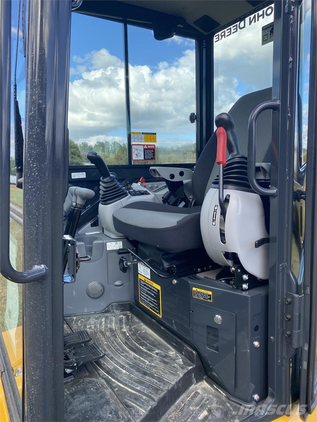 John Deere 50 P Mini rýpadla < 7t