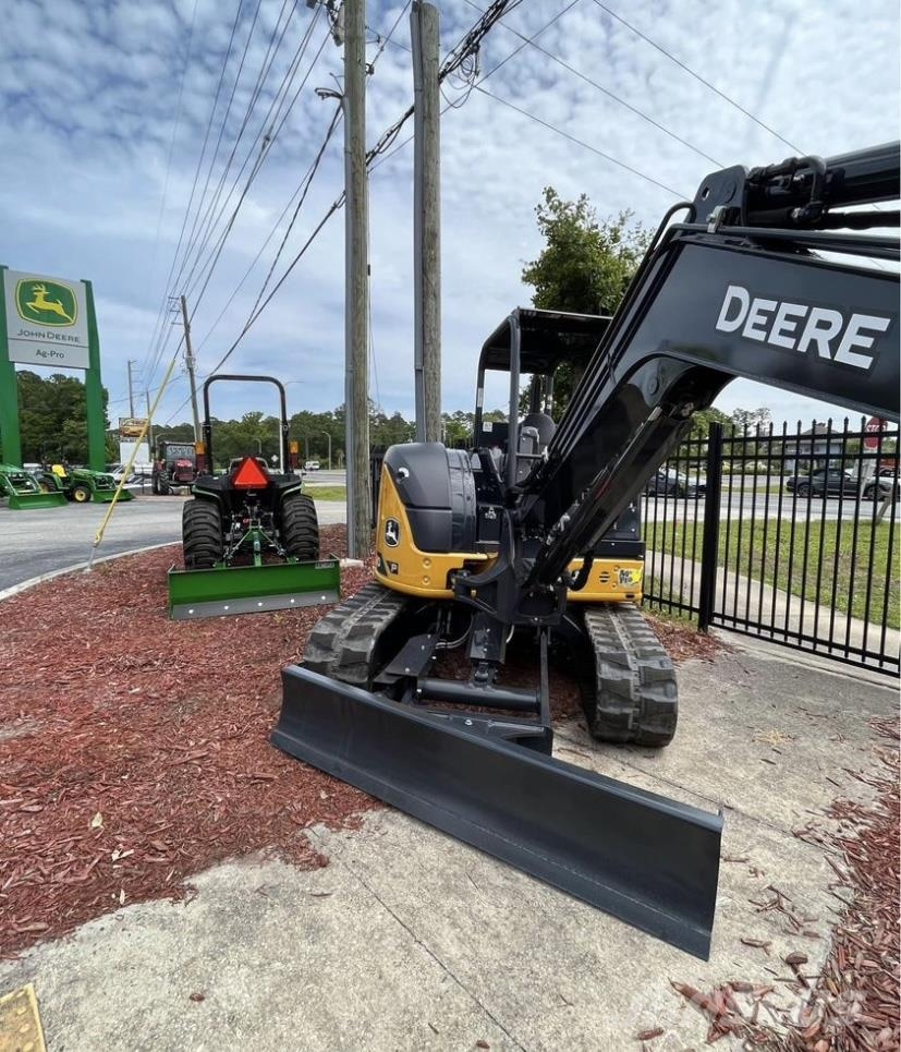 John Deere 50 P Mini rýpadla < 7t