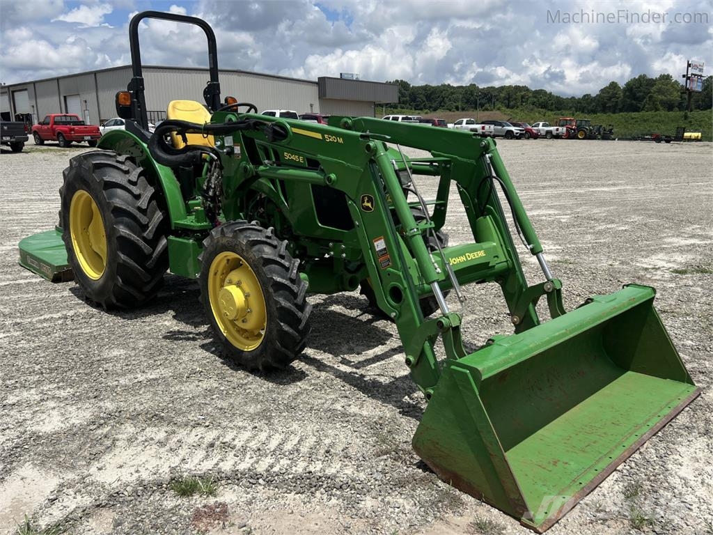 John Deere 5045E جرارات مدمجة
