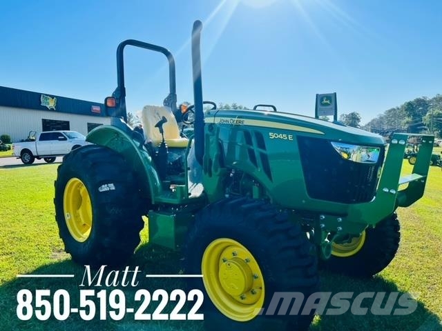John Deere 5045E Трактори