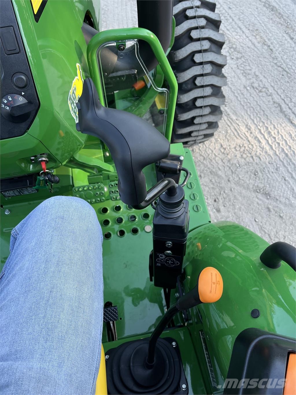 John Deere 5050E 拖拉机/农用车