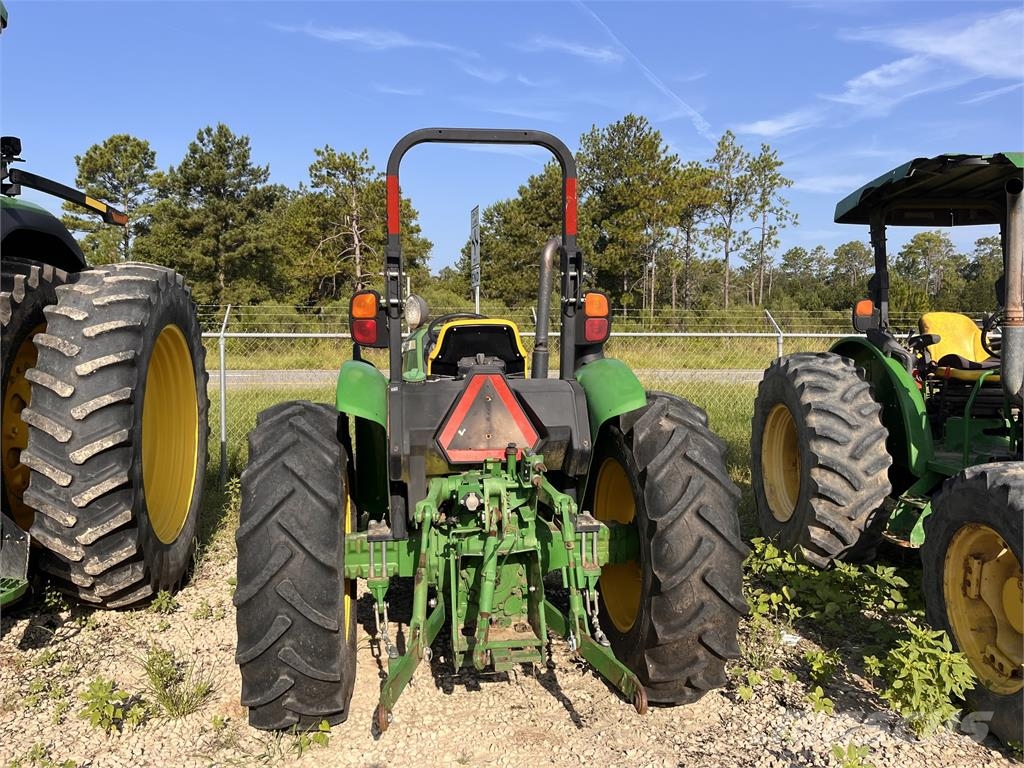 John Deere 5055E Tractors