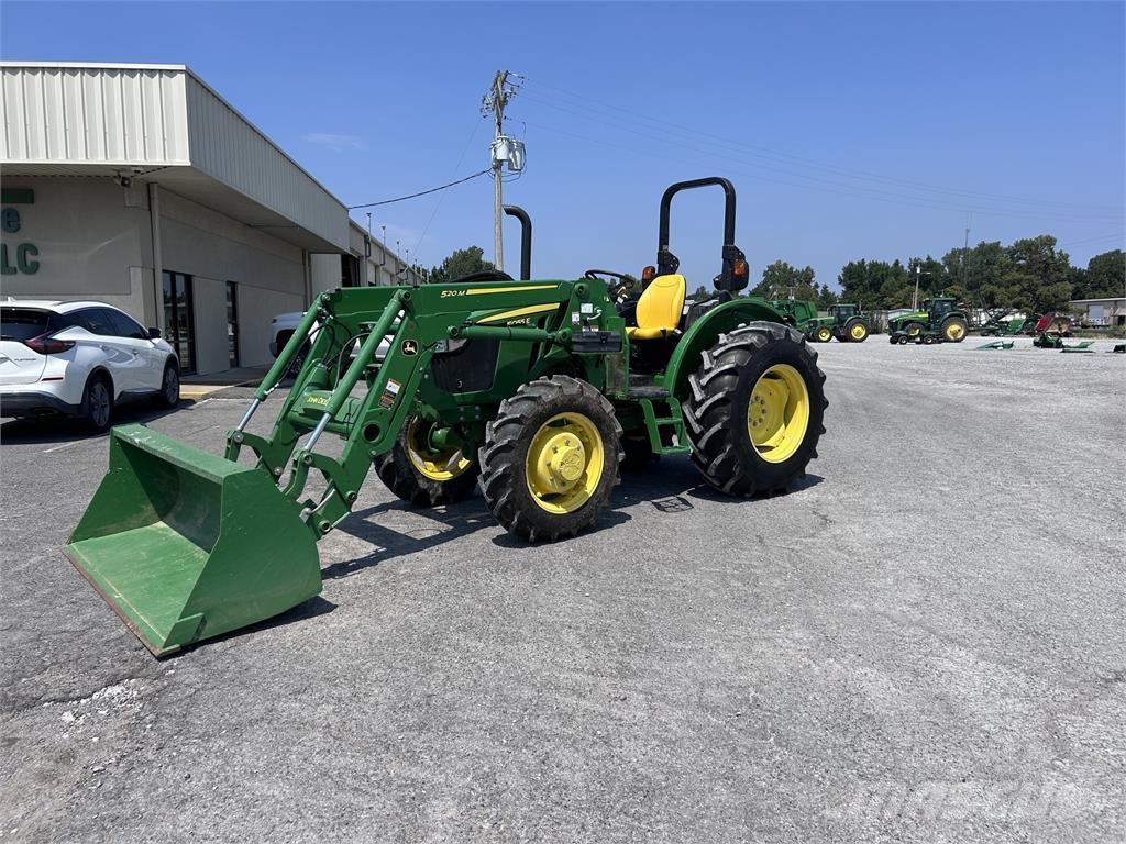 John Deere 5055E Traktorok