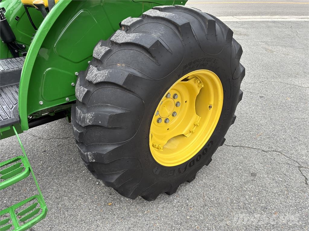 John Deere 5055E Tractors