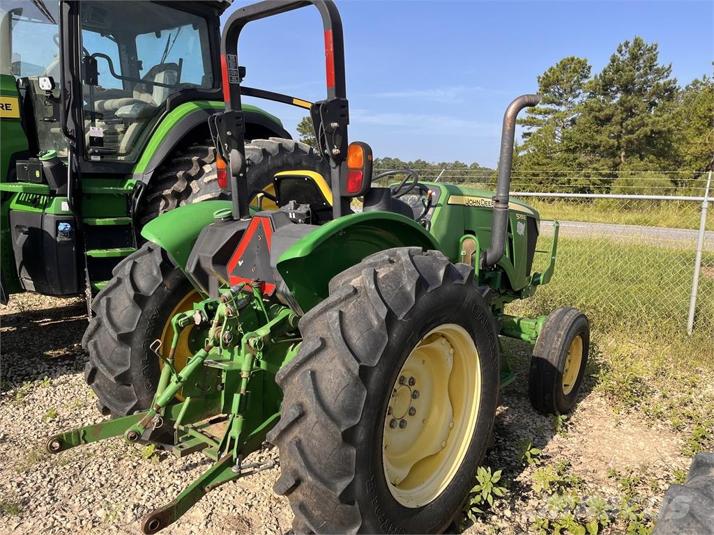 John Deere 5055E Tractors