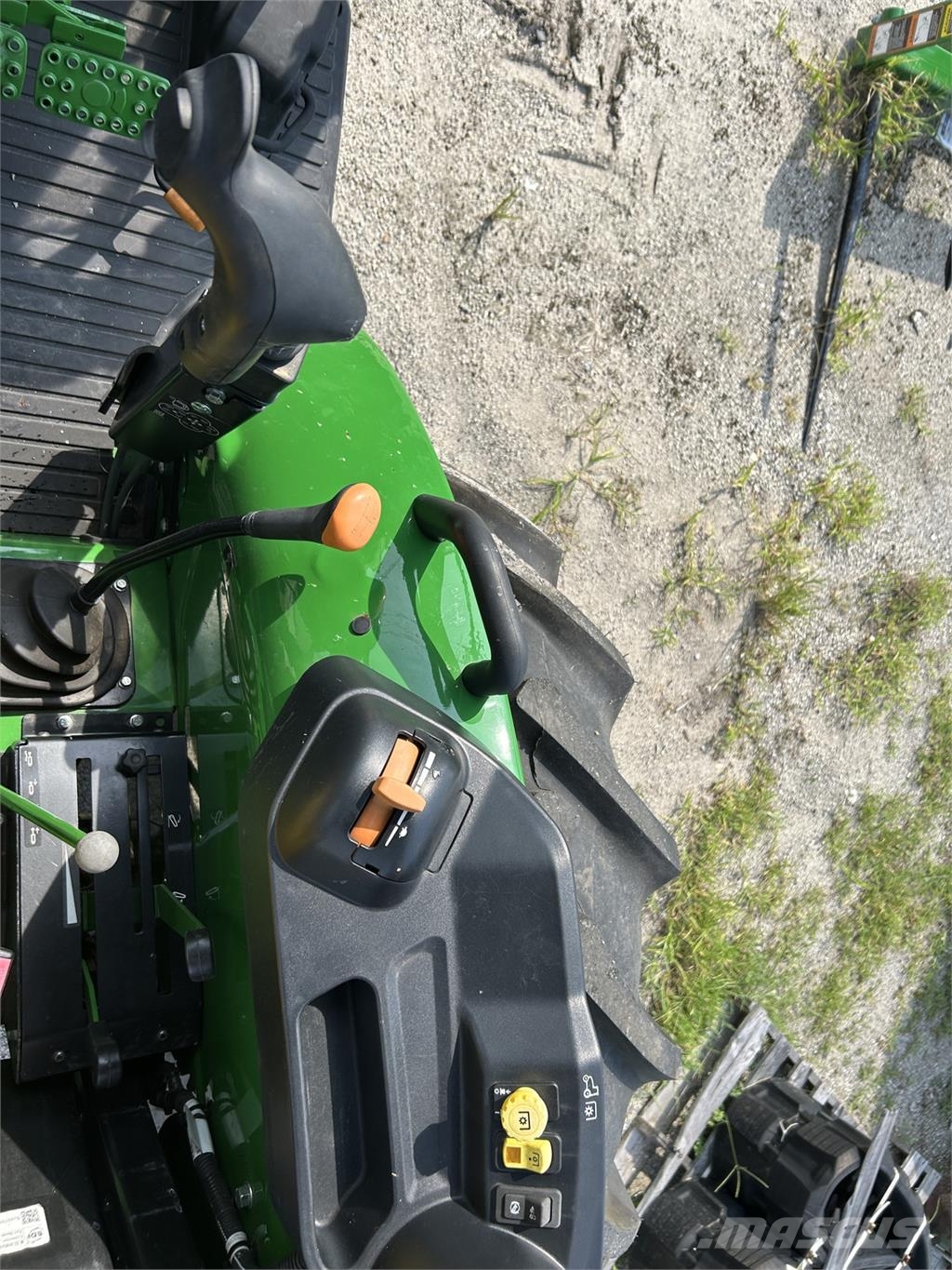 John Deere 5060E Трактора