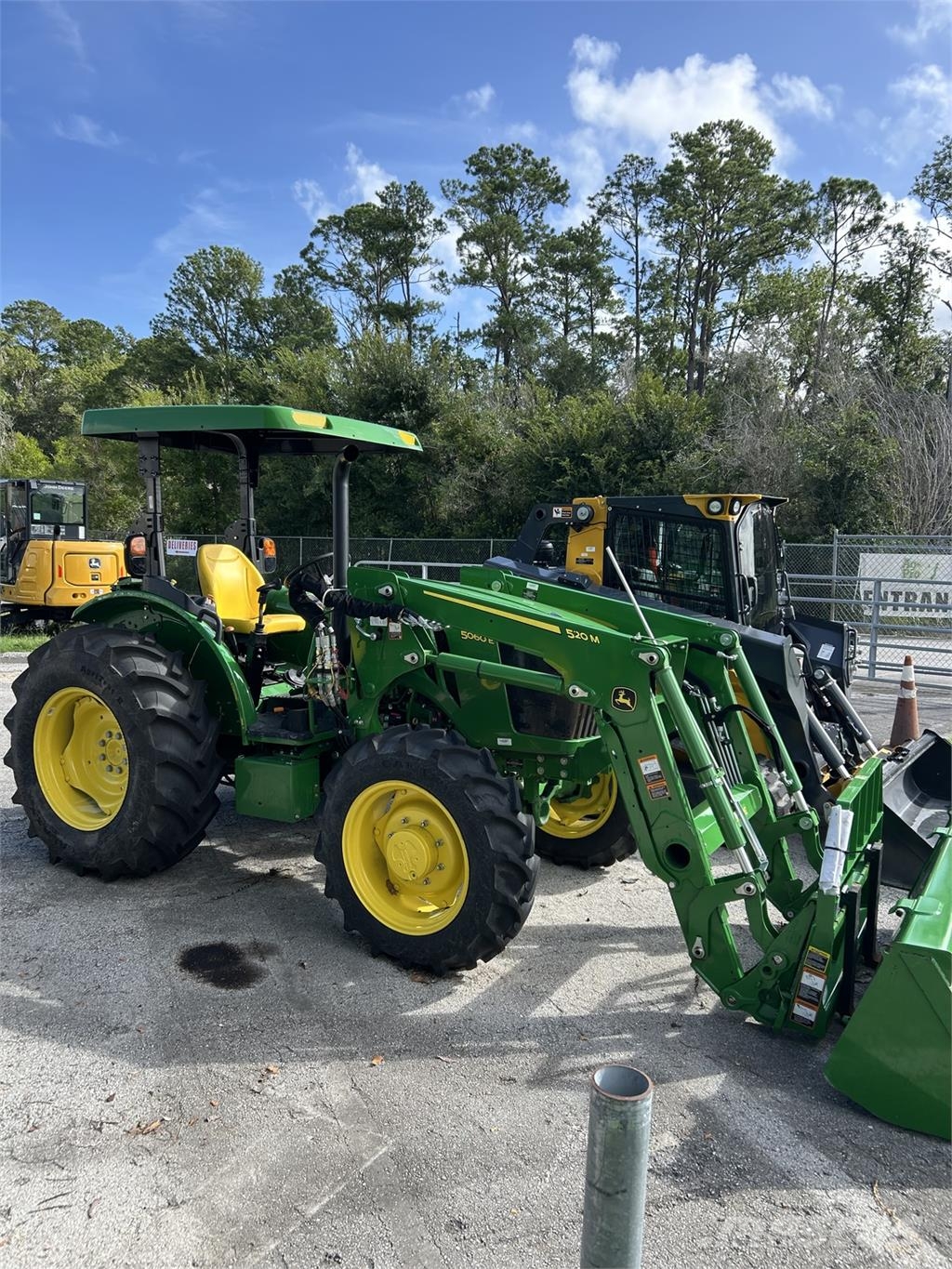 John Deere 5060E Трактори
