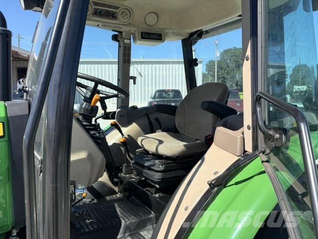 John Deere 5060E Kompaktni (mali) traktori