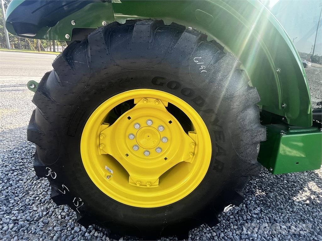 John Deere 5060E Коммунальные тракторы